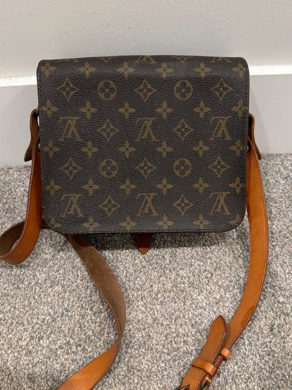 Authentic Louis Vuitton bag - Picture 3 of 6